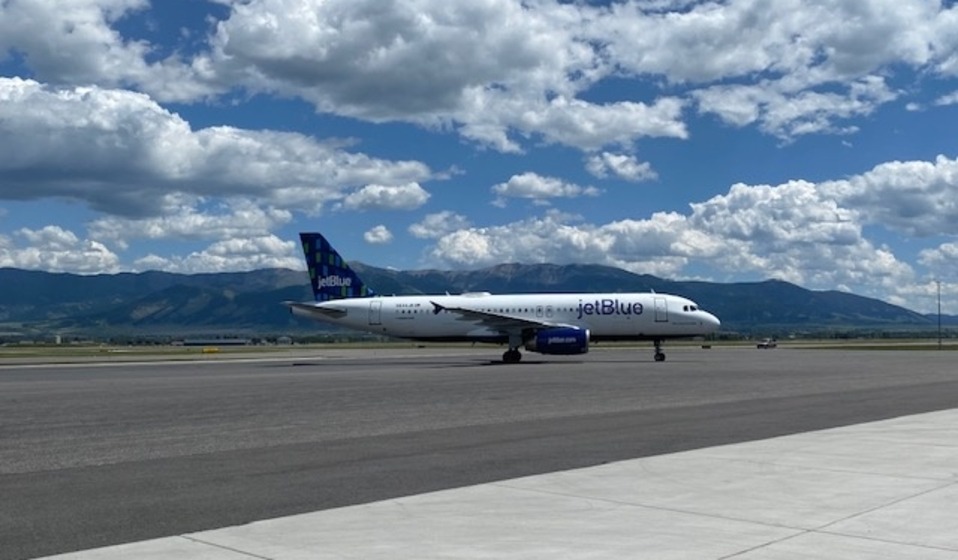 jetBlue Airplane 